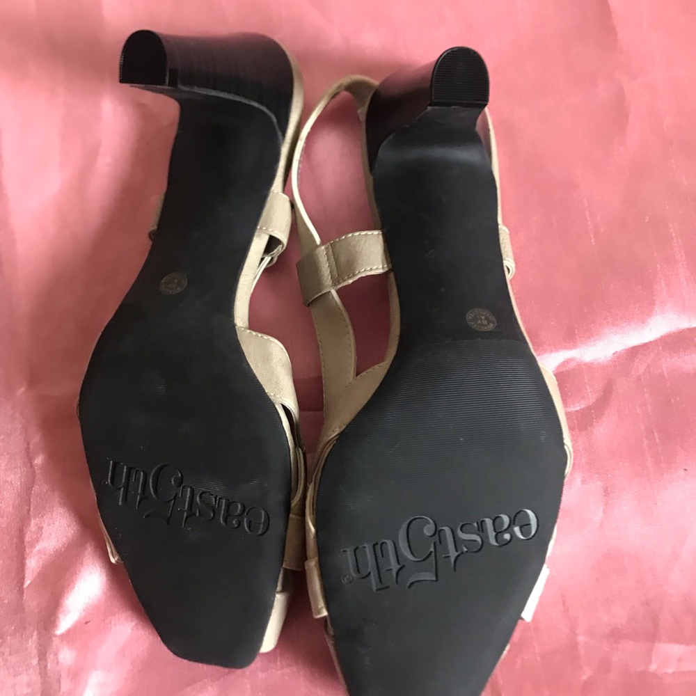 Sandals 👡. - Picture 10 of 10